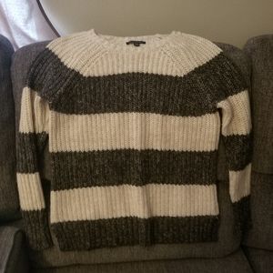 American Eagle sweater szS
